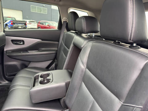 2023 Nissan Murano SL