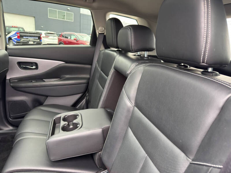 2023 Nissan Murano SL