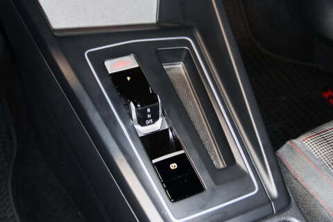 2022 Volkswagen Golf GTI SE