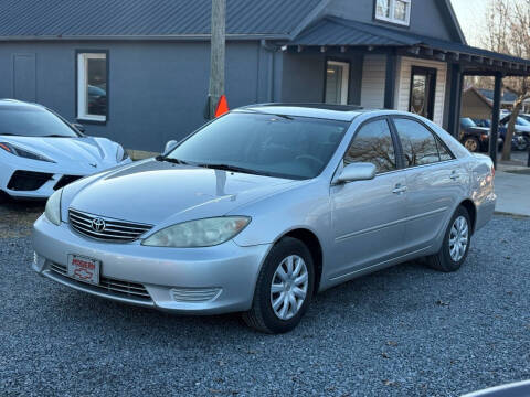 2005 Toyota Camry LE