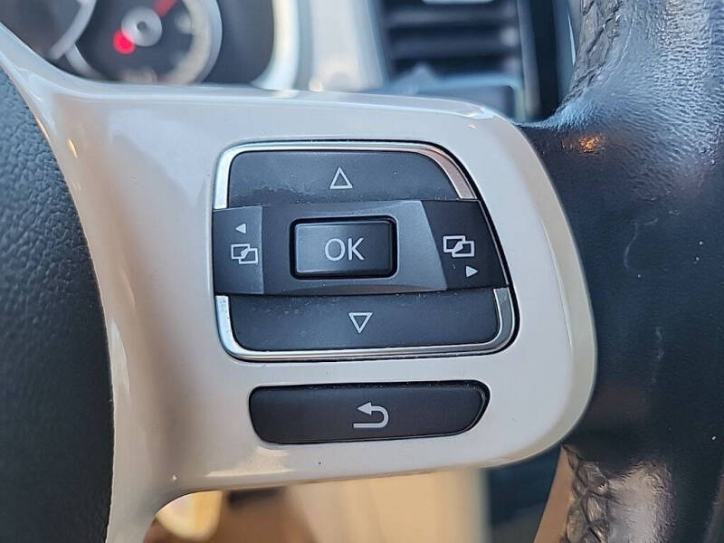 2013 Volkswagen Beetle Convertible