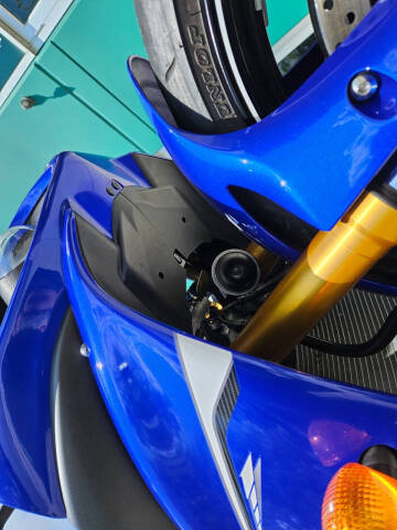 2011 Yamaha YZF-R1
