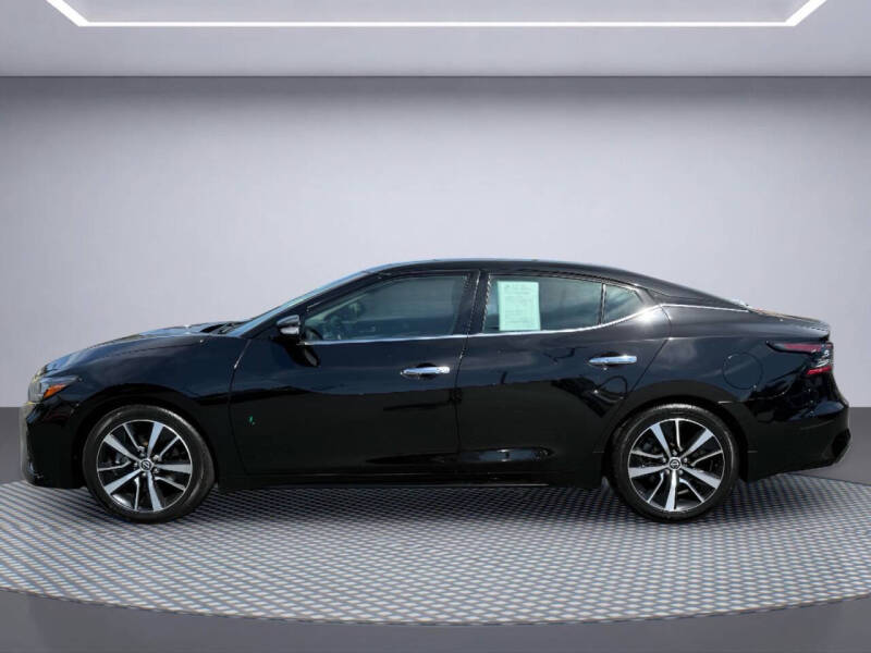 2023 Nissan Maxima