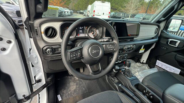 2026 Jeep Gladiator Sport