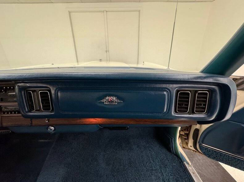 1976 Chrysler New Yorker