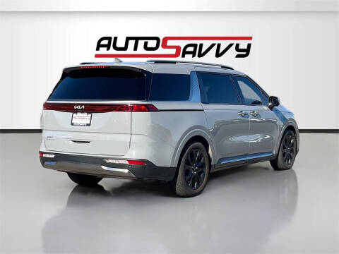 2024 Kia Carnival SX