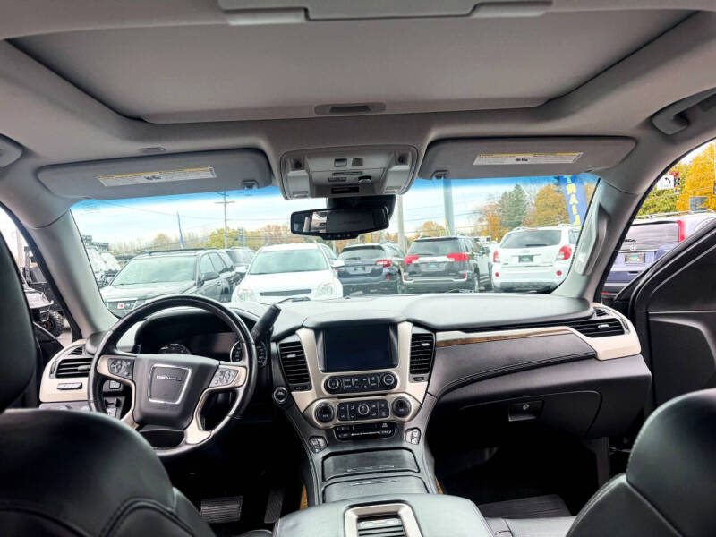 2017 GMC Yukon Denali