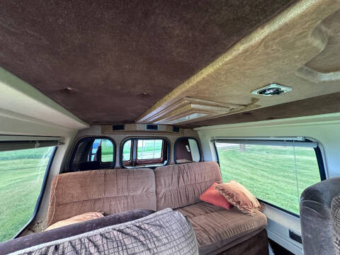 1984 Dodge Ram Van