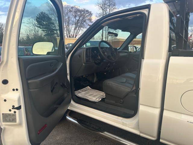 2006 GMC Sierra 2500HD Work Truck
