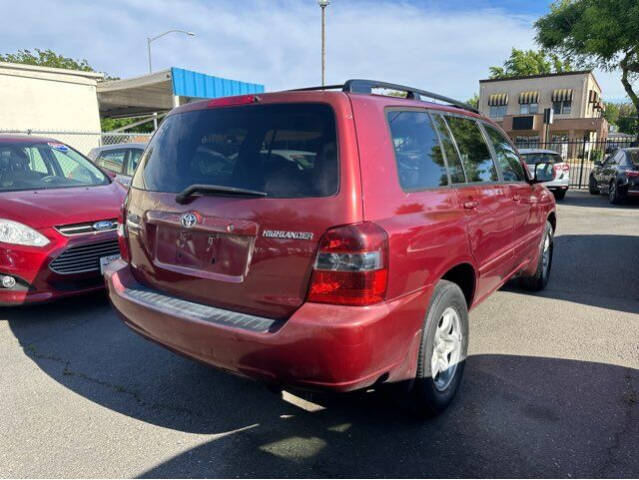 2004 Toyota Highlander for sale at Tracy Auto Depot in Tracy, CA