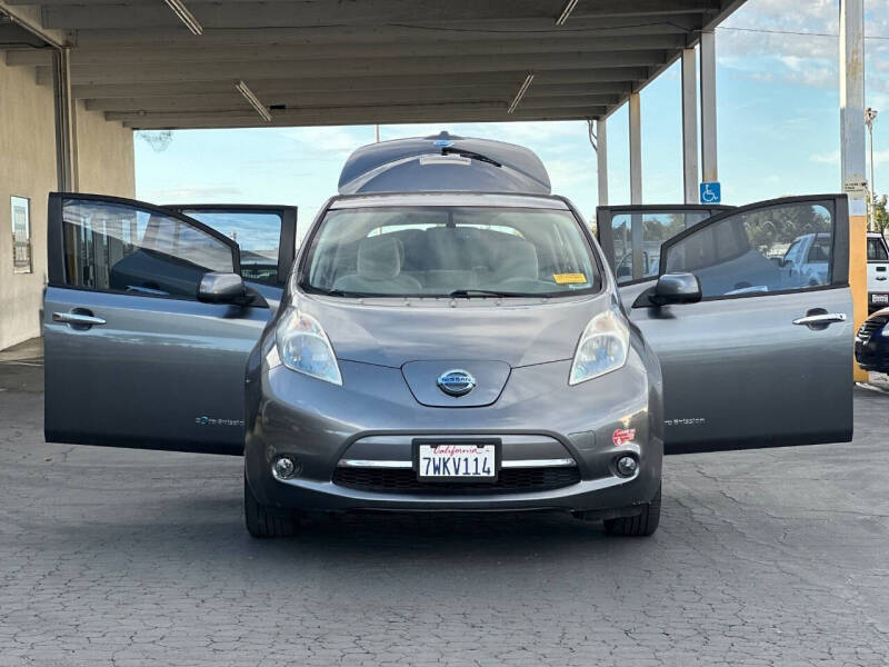 2014 Nissan LEAF SL