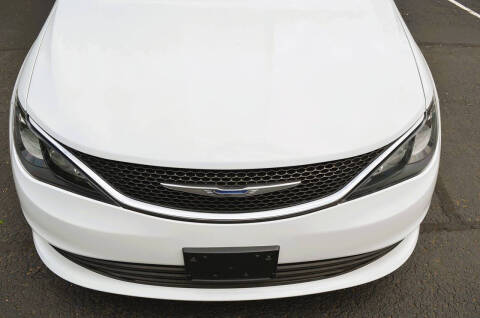 2017 Chrysler Pacifica Touring