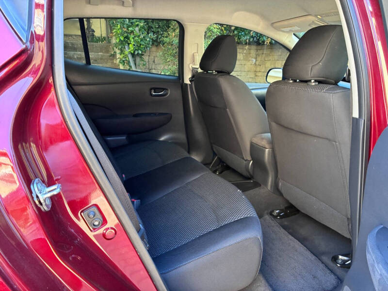 2017 Nissan LEAF S