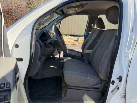 2015 Nissan Frontier SV