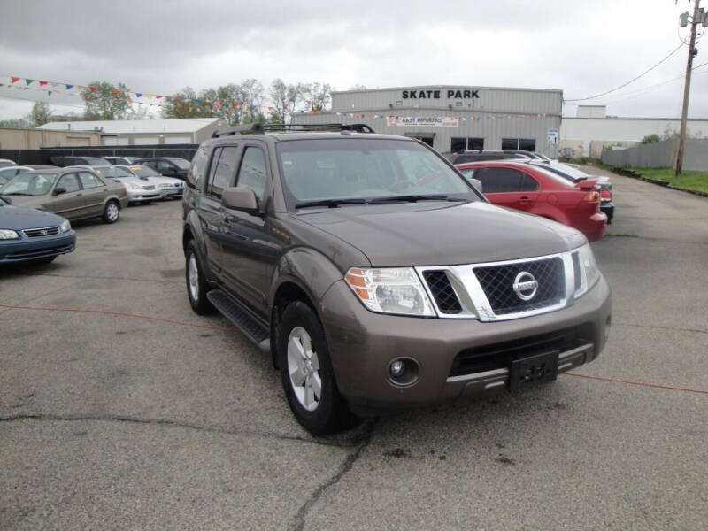 2008 Nissan Pathfinder SE