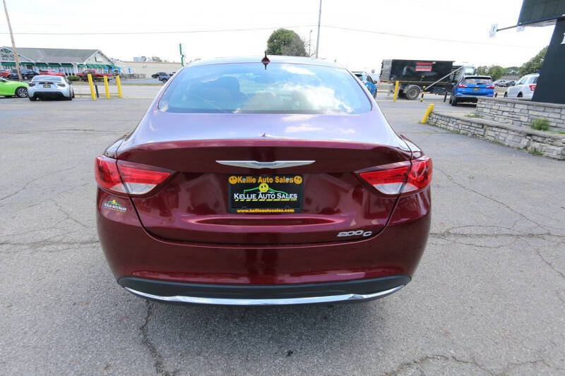 2016 Chrysler 200 C