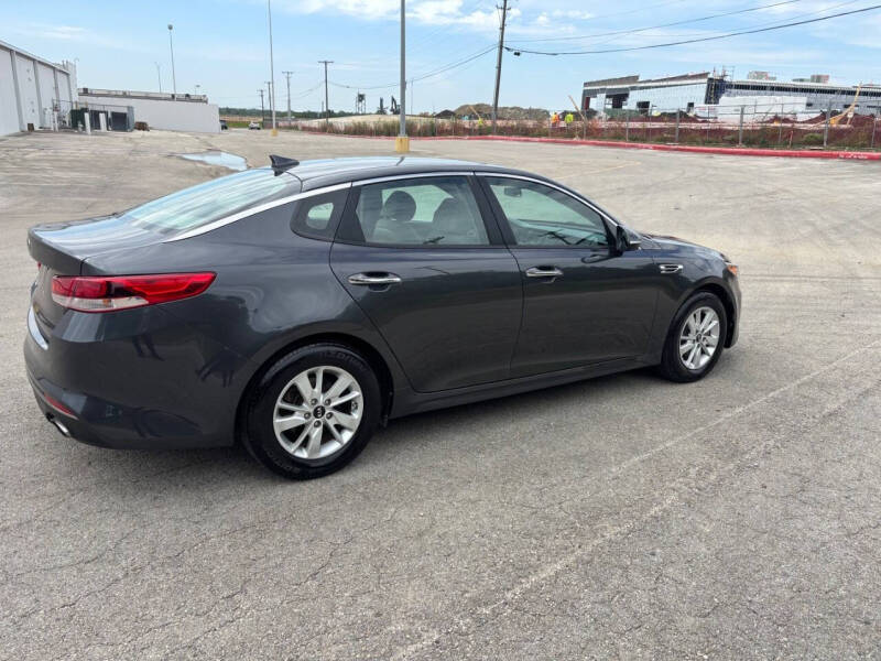 2017 Kia Optima LX