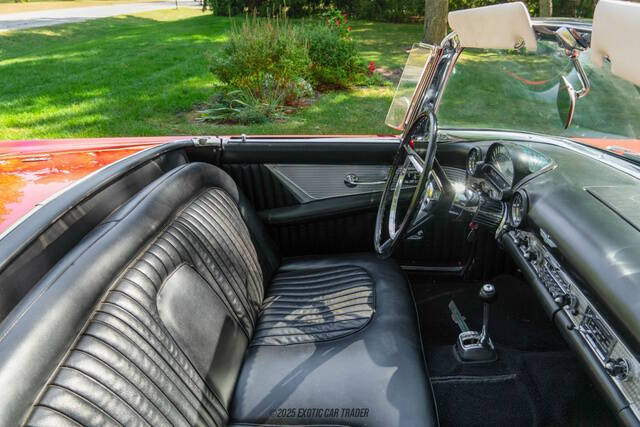 1956 Ford Thunderbird