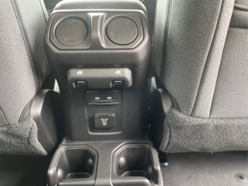 2025 Jeep Gladiator Willys