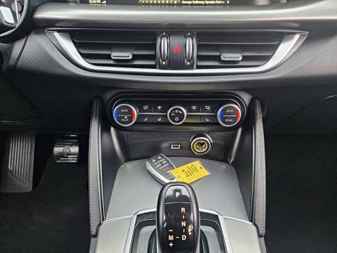 2018 Alfa Romeo Stelvio Ti