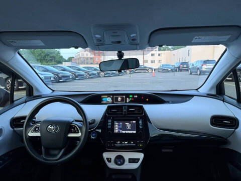 2016 Toyota Prius Two