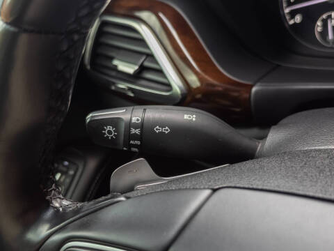2018 Genesis G90