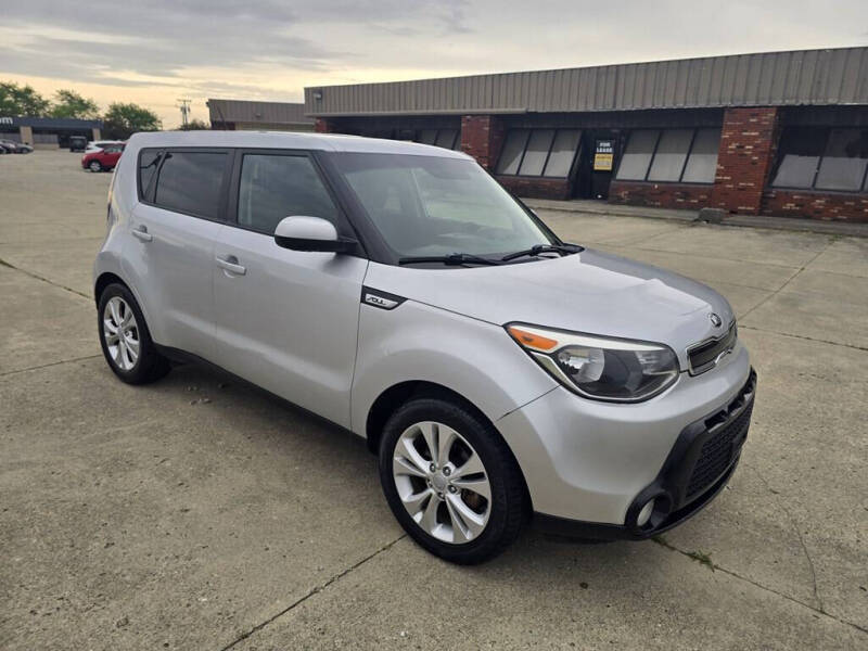 2016 Kia Soul +