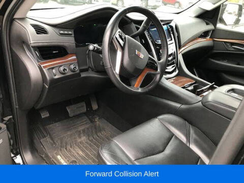 2017 Cadillac Escalade Luxury