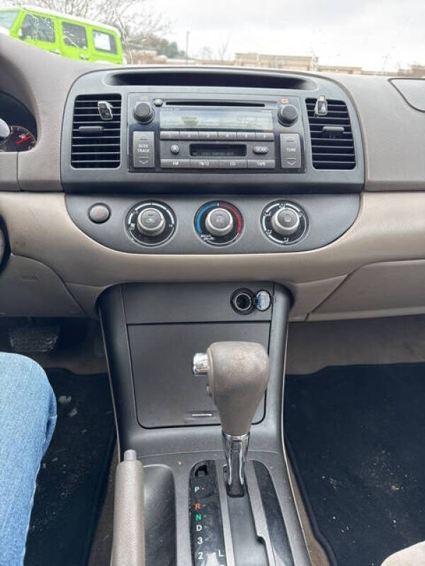 2005 Toyota Camry SE