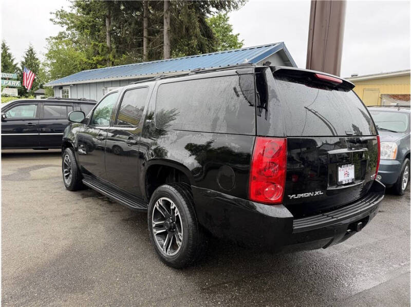 2013 GMC Yukon XL SLT