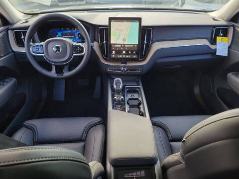 2026 Volvo XC60 B5 Ultra