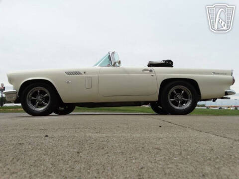 1956 Ford Thunderbird