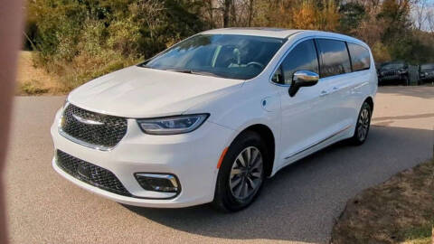 2023 Chrysler Pacifica Plug-In Hybrid Limited