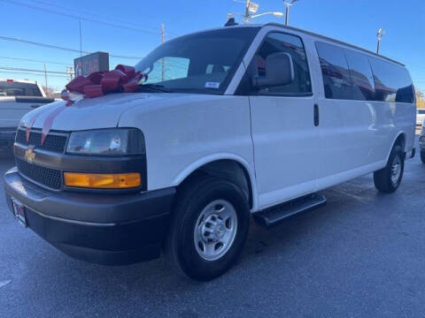 2022 Chevrolet Express LS 3500