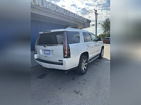 2016 Cadillac Escalade Luxury Collection