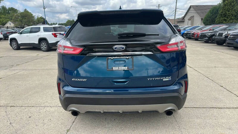 2020 Ford Edge Titanium