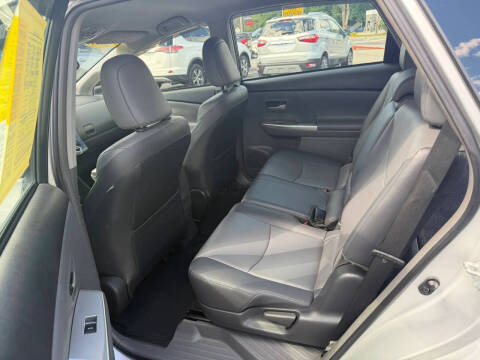 2013 Toyota Prius v