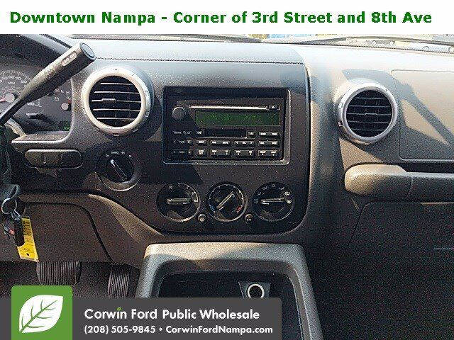 2003 Ford Expedition XLT