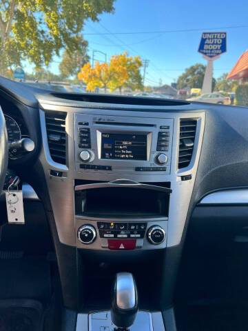 2014 Subaru Outback 2.5i Premium