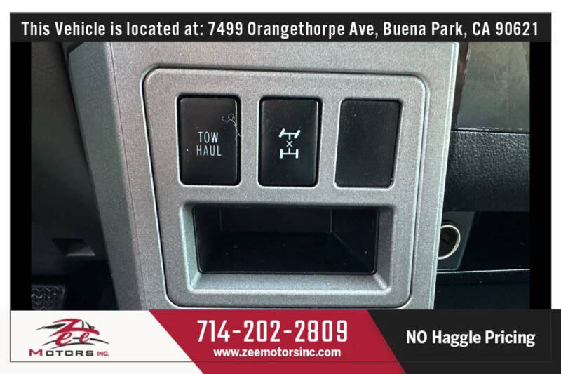 2016 Toyota Sequoia SR5