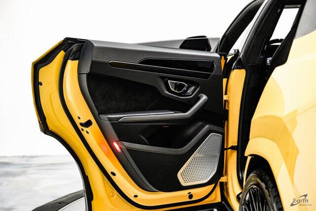 2021 Lamborghini Urus