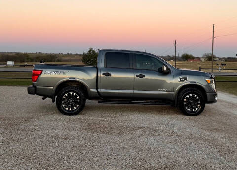 2017 Nissan Titan PRO-4X