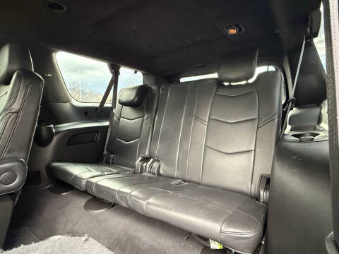 2017 Cadillac Escalade ESV Platinum