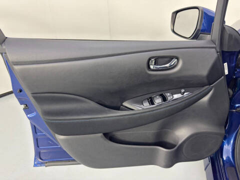 2021 Nissan LEAF SV