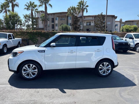 2015 Kia Soul +