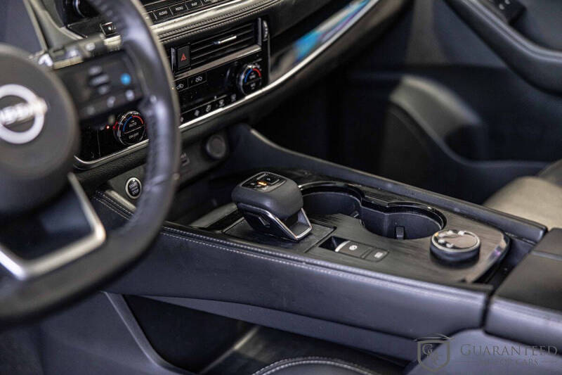 2022 Nissan Rogue SL