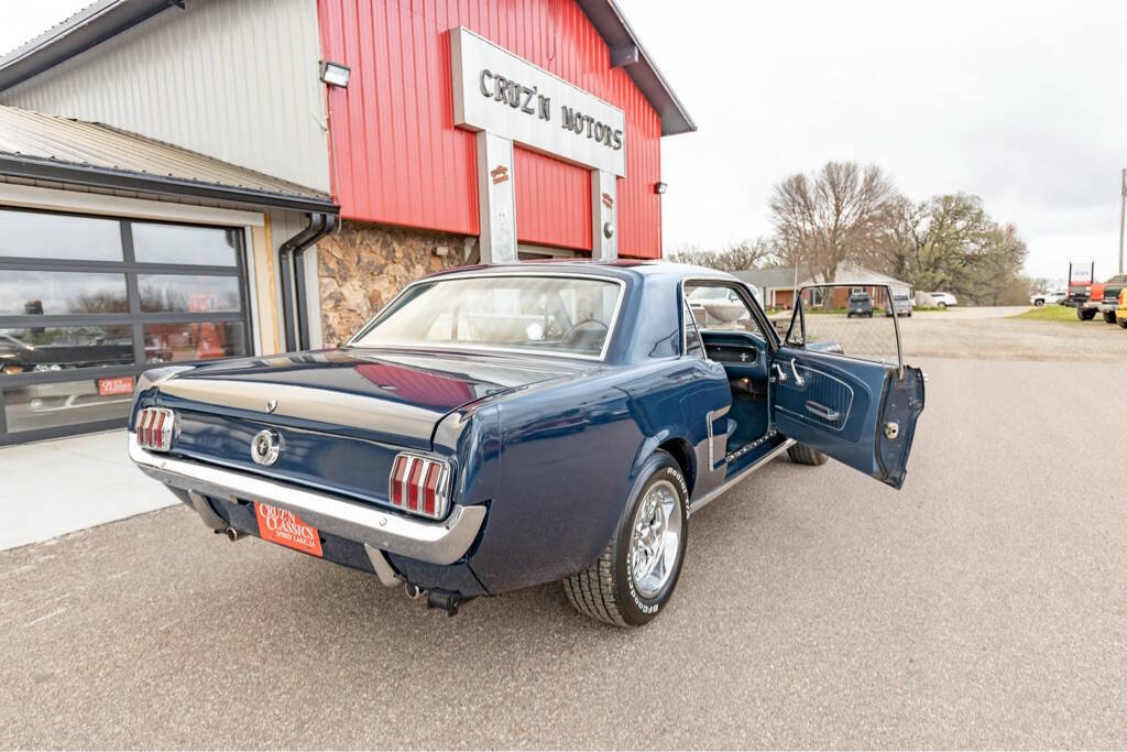 1965 Ford Mustang 64