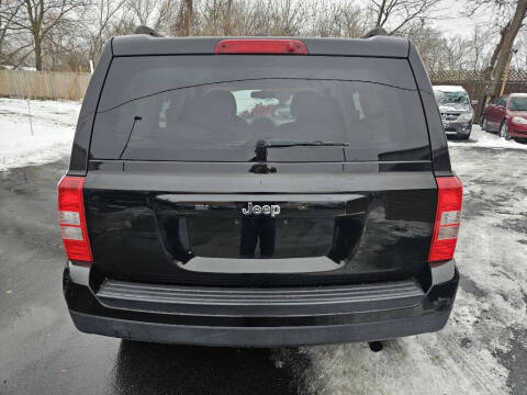 2016 Jeep Patriot Sport