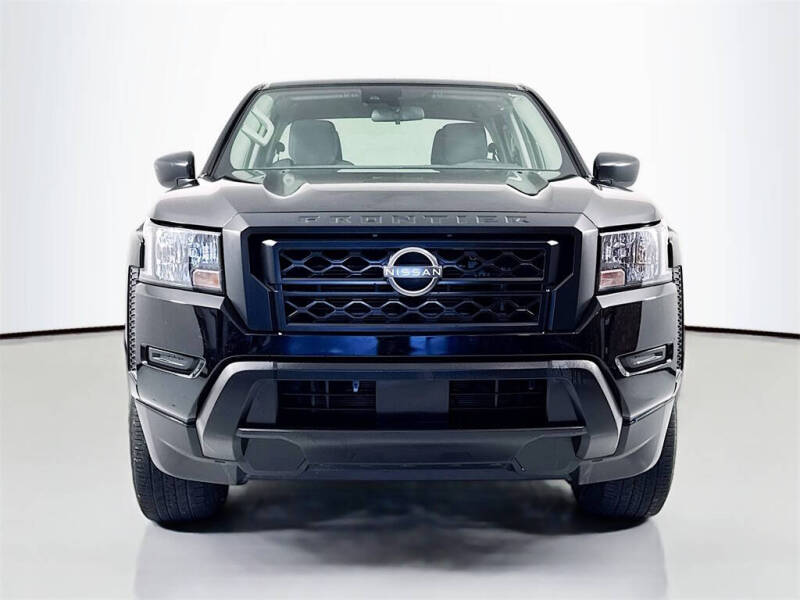 2022 Nissan Frontier S