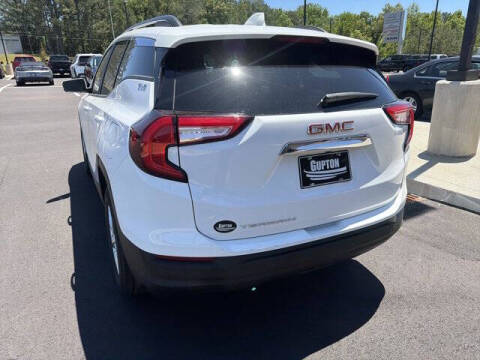 2022 GMC Terrain SLE